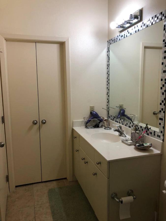 Cozy & Spacious Condo 10Min Walk To Beach Pulau Padre Selatan Bagian luar foto